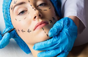 Die beliebteste Schönheitsoperation bei Männern und Frauen