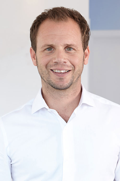 Dr. Sebastian Beckers